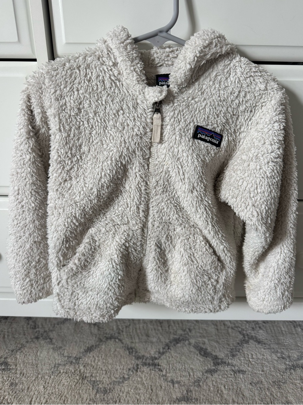 Patagonia Ivory Fluffy Friends Coat 2T